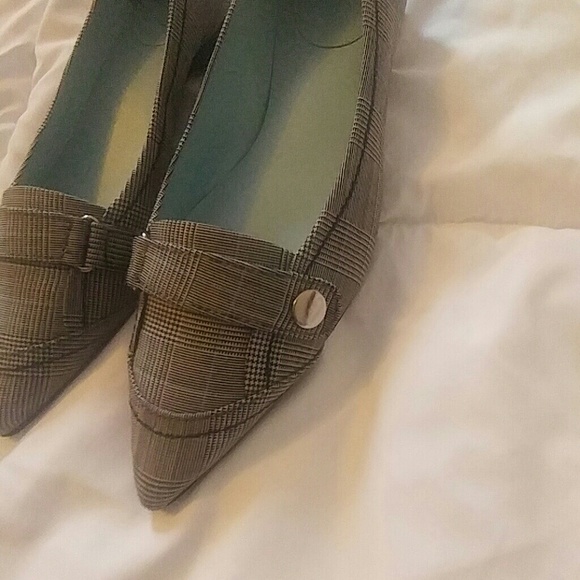 Nine West blk and Wh plaid fabric flats - Picture 4 of 4